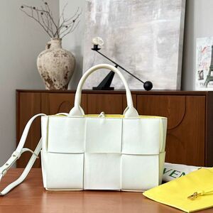 Bv Women Pre-Loved Bag Very Good Condition